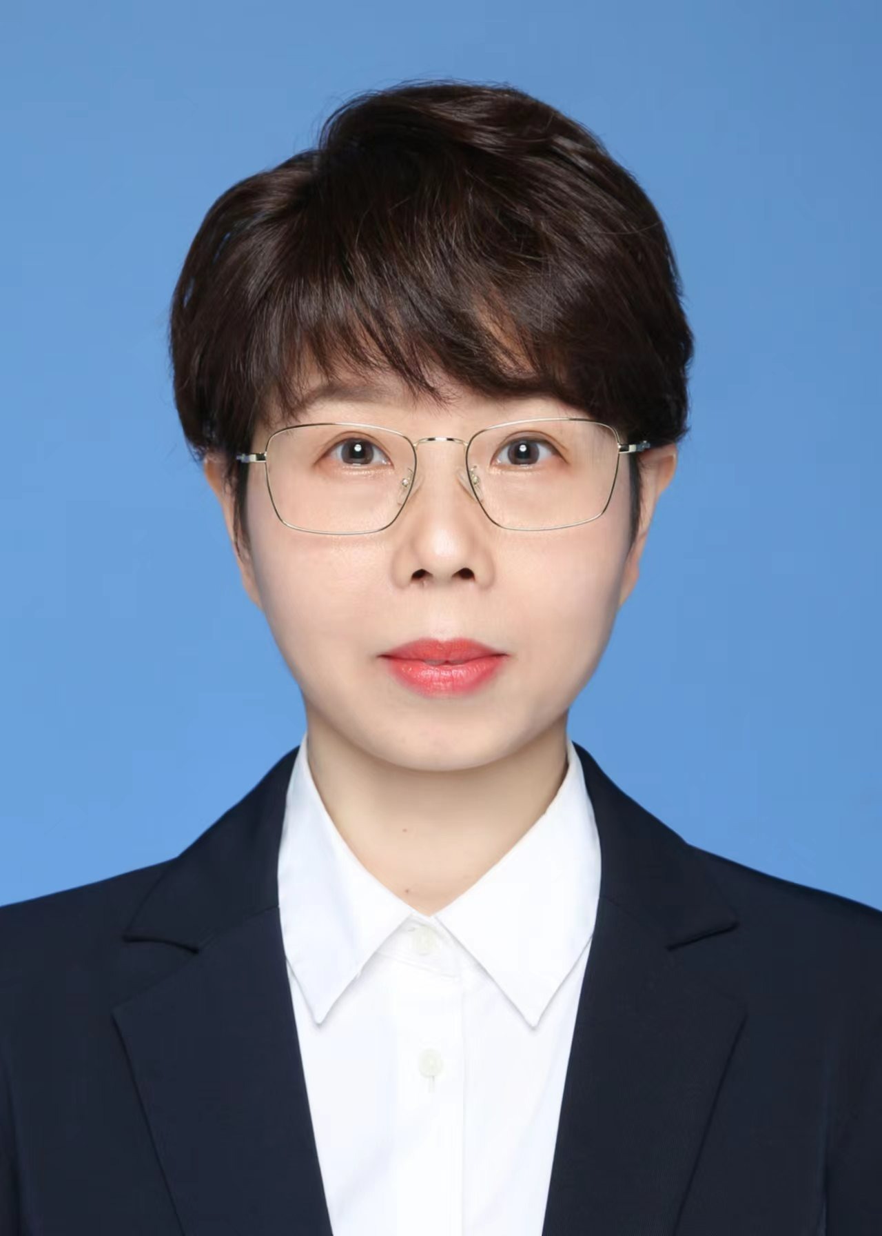 万海燕